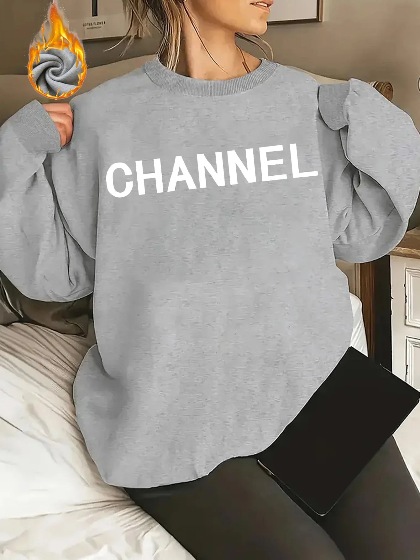 Women's CHANNEL Sweatshirt
