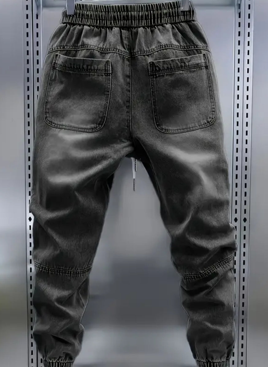 Wide-Leg Jeans