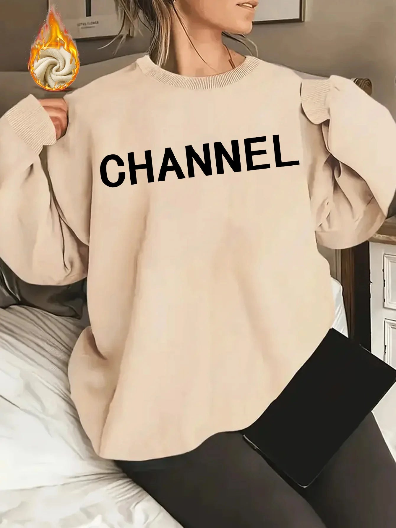 Women's CHANNEL Sweatshirt