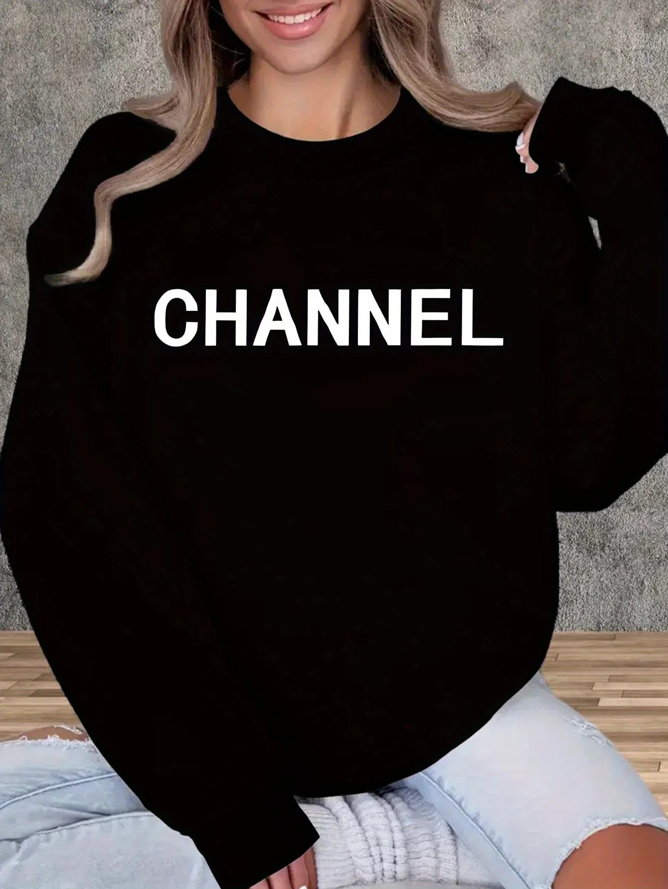 Women's CHANNEL Sweatshirt